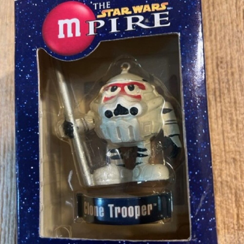 M&Ms Mpire Star Wars CLONE TROOPER Christmas Tree Ornament 5 1/4" Tall